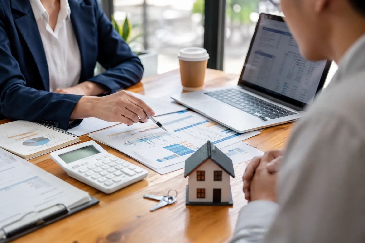 Mortgage advisor helping homebuyers choose the best mortgage loan program in California